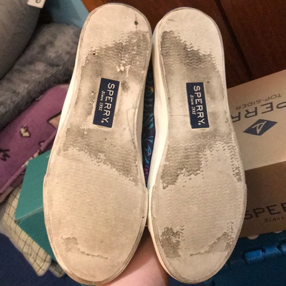 EUC Sperry Sneakers ! - Picture 5 of 5